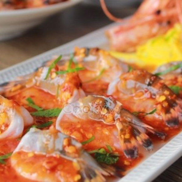 Tôm sú sốt thái